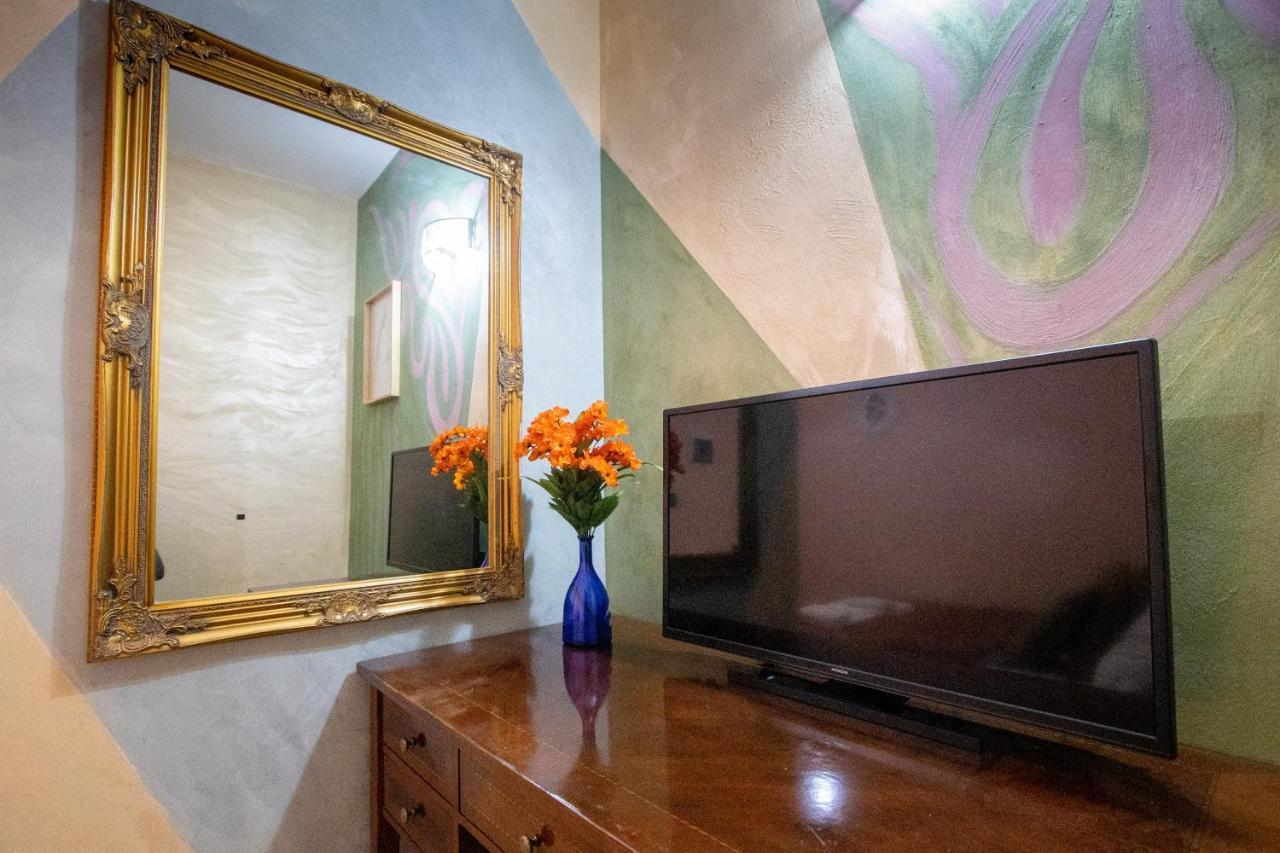 B&B Colorful Suite Yard 罗马 外观 照片