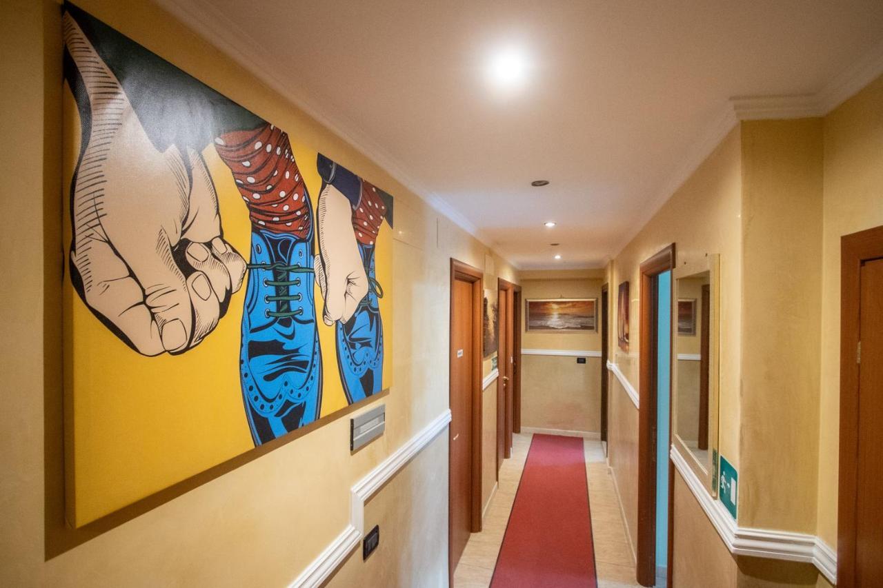 B&B Colorful Suite Yard 罗马 外观 照片