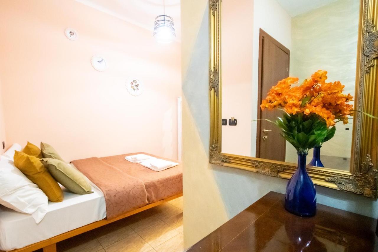 B&B Colorful Suite Yard 罗马 外观 照片